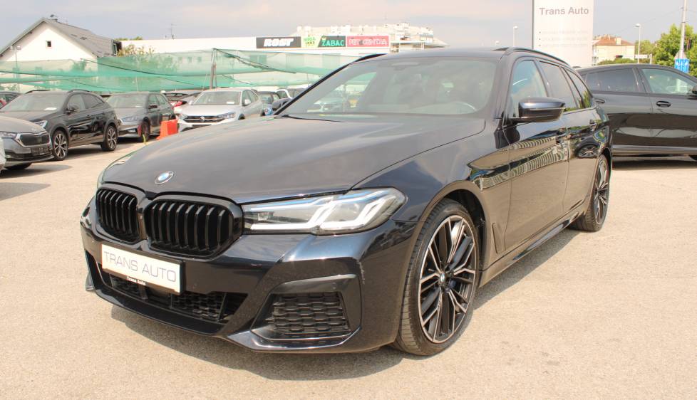 BMW serija 5 Touring 540 xDrive M-paket *PANORAMA, NAVIGACIJA, KAMERA, LED*