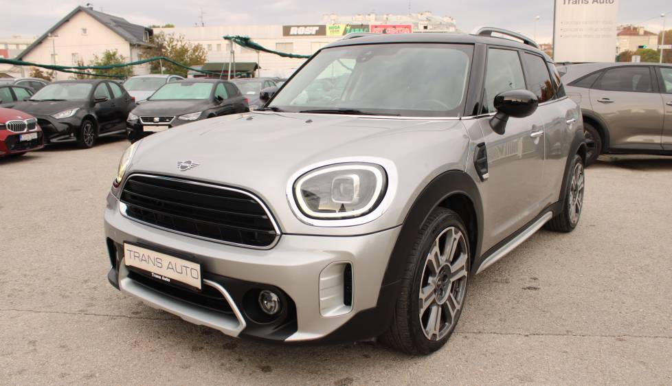 Mini Countryman AUTOMATIK *LED, KOŽA*