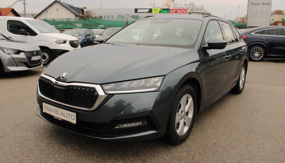 Škoda Octavia Combi 2.0 TDi DSG *LED, NAVIGACIJA*
