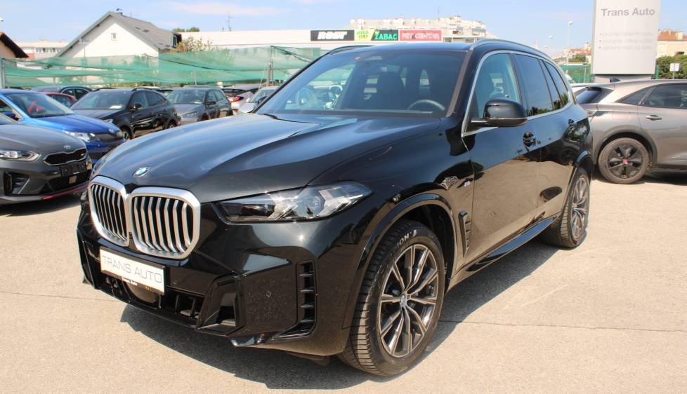 BMW X5 30d xDrive M-paket *LED, NAVIGACIJA, KAMERA*