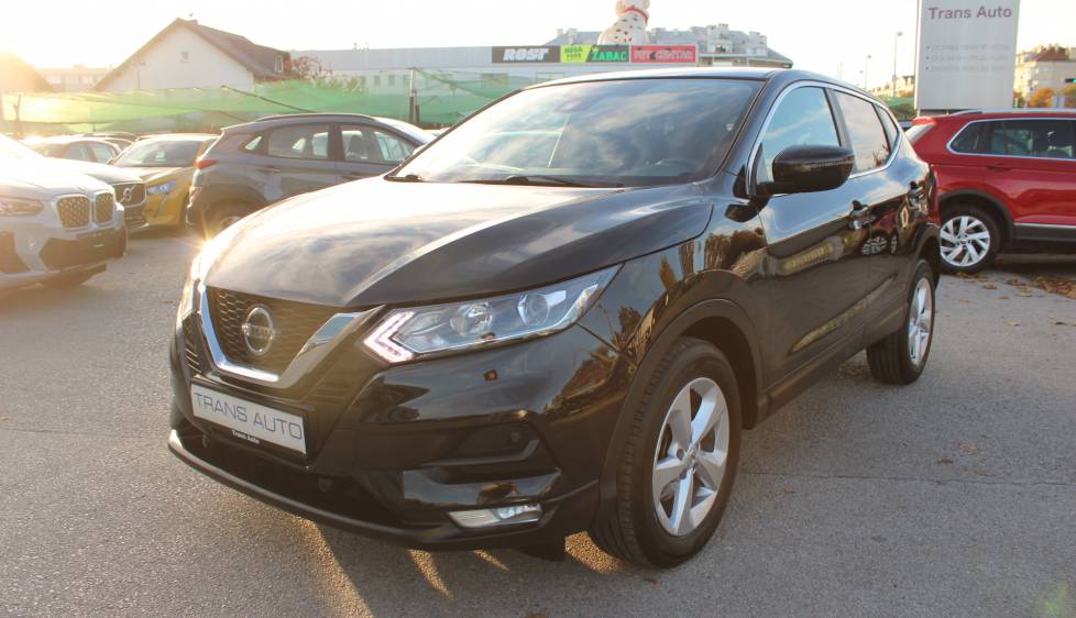 Nissan Qashqai 1.5 DCi *NAVIGACIJA, KAMERA*