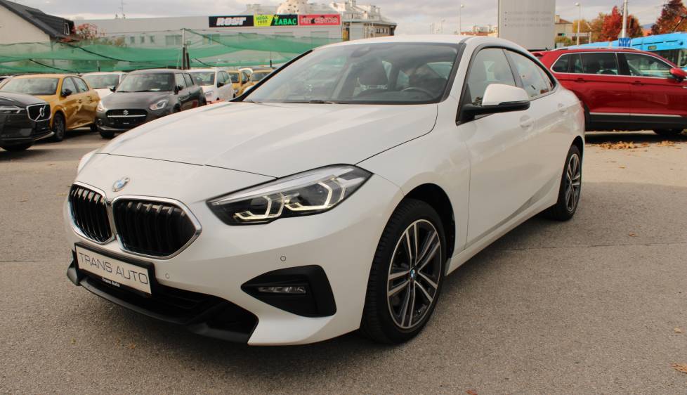 BMW serija 2 Gran Coupe 218i *LED, NAVIGACIJA*