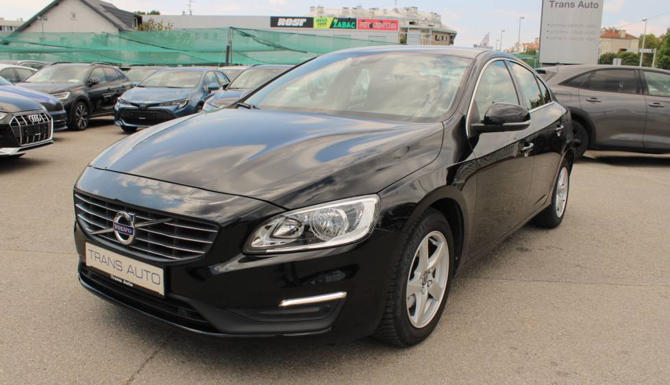 Volvo S60 2.0D reg 2/2027