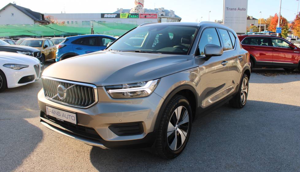 Volvo XC40 T5 Plug-in Hybrid AUTOMATIK *LED, NAVIGACIJA, KAMERA