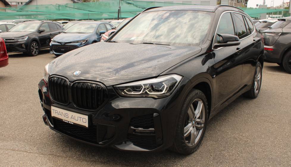 BMW X1 20d xDrive M-paket AUTOMATIK *LED, NAVIGACIJA*