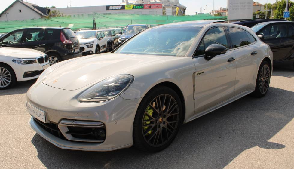 Porsche Panamera 4 E-Hybrid Sport Tourismo 462KS
