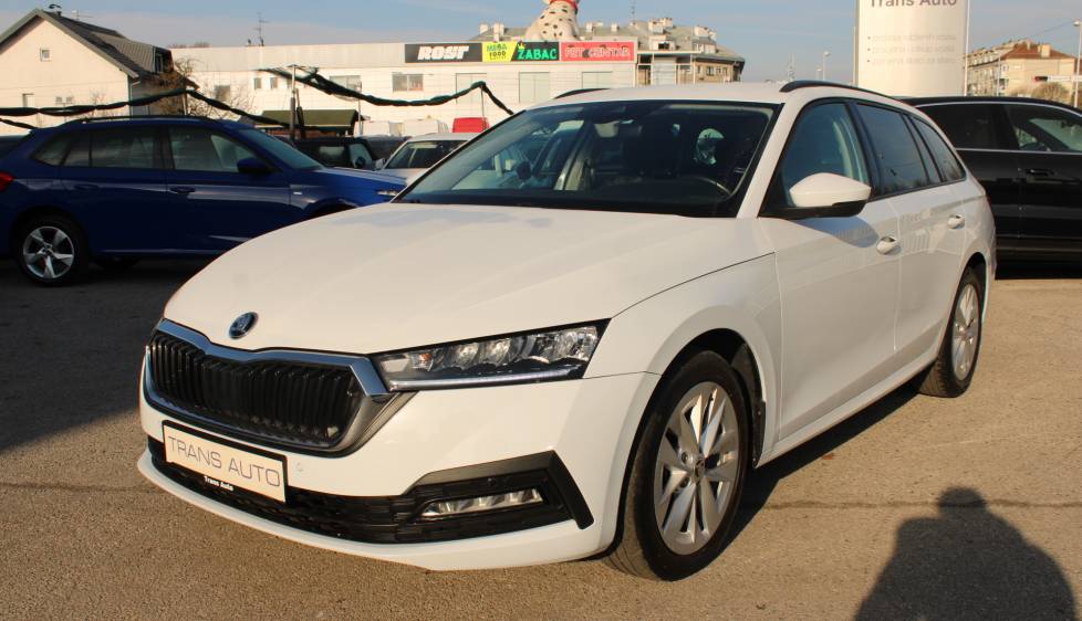 Škoda Octavia Combi 2.0 TDi DSG *LED, NAVIGACIJA*