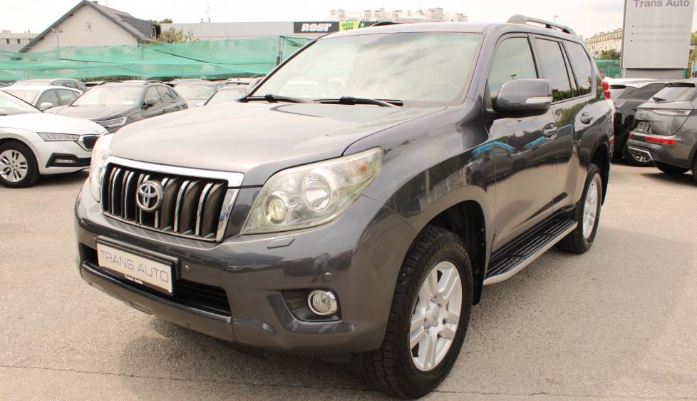Toyota Land Cruiser 3.0 D-4D AUTOMATIK 7 sjedala