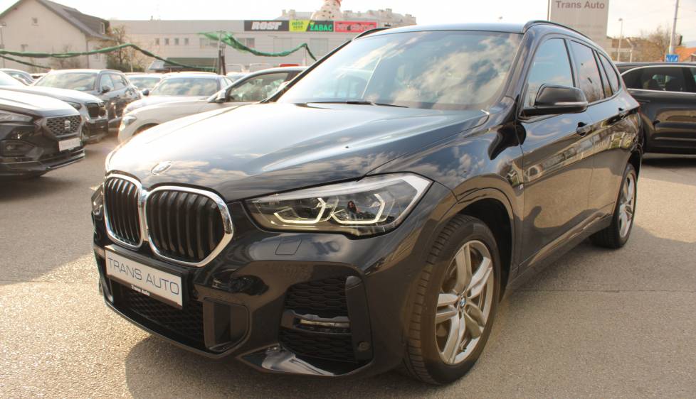 BMW X1 18d AUTOMATIK ///M Paket *LED,NAVIGACIJA,KAMERA*