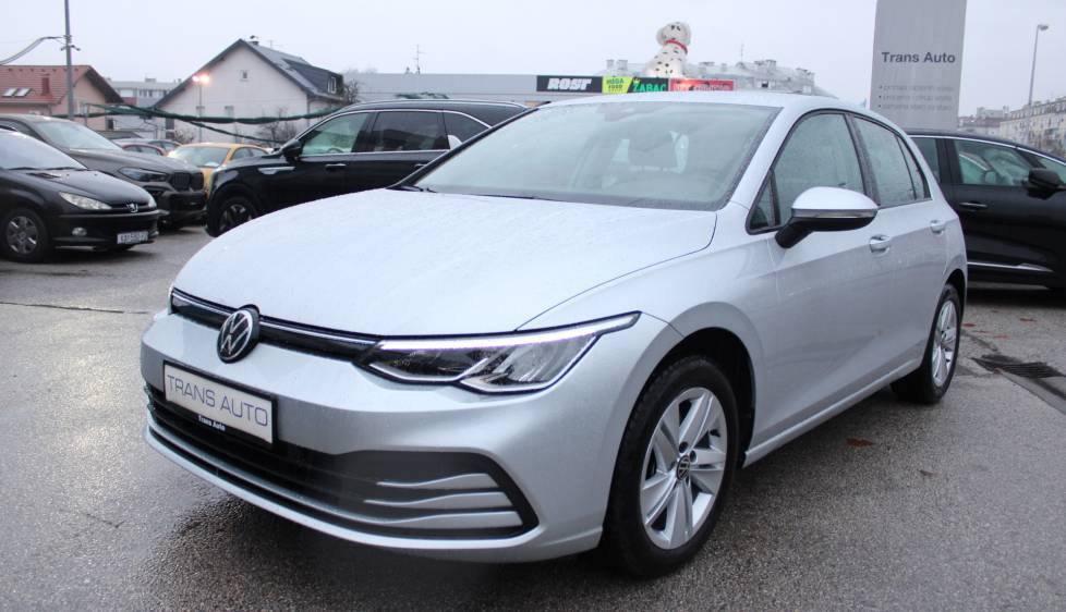 VW Golf VIII 2.0 TDi *LED, NAVIGACIJA, KAMERA*