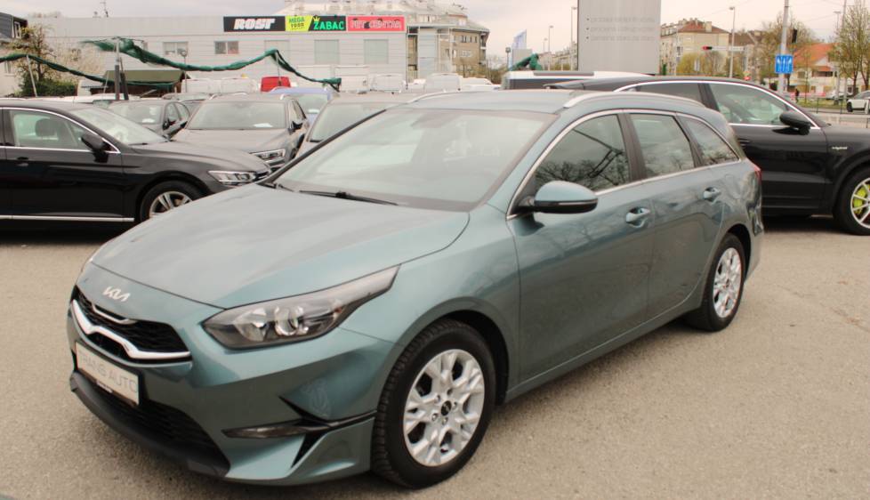 Kia Ceed SW 1.5 T-GDi AUTOMATIK *NAVIGACIJA, KAMERA*
