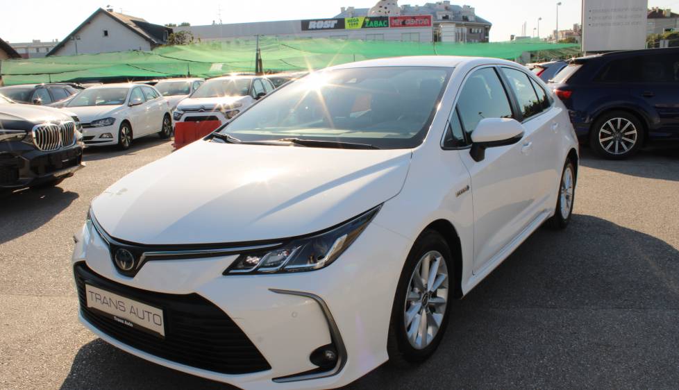 Toyota Corolla 1.8 Hybrid AUTOMATIK *KAMERA*