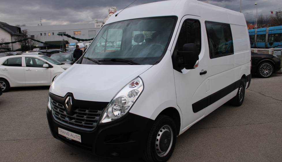 Renault Master 2.3 dCi L2H2 *7 sjedala*