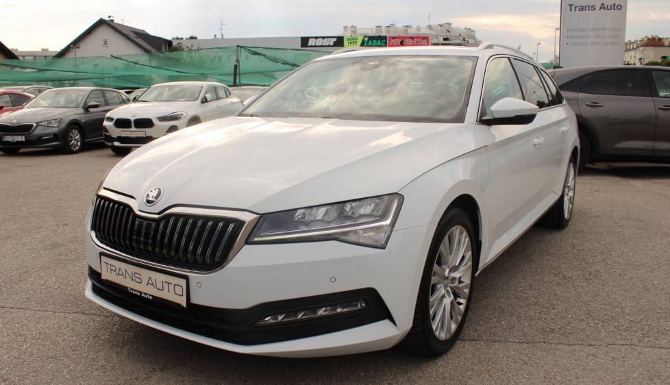 Škoda Superb Combi 2.0 TDi DSG Executive *NAVIGACIJA, LED*