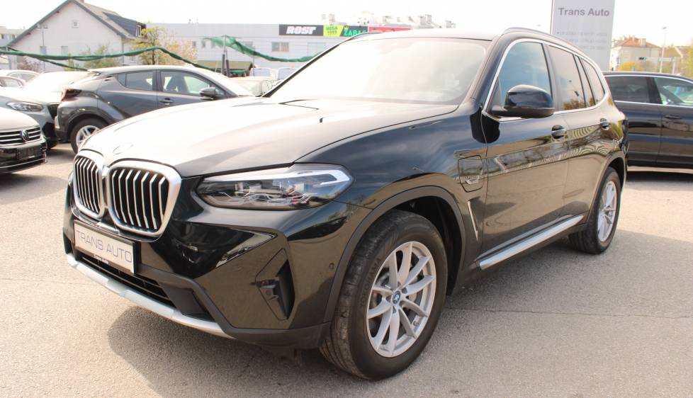 BMW X3 30e xDrive *LED, NAVIGACIJA, KAMERA*