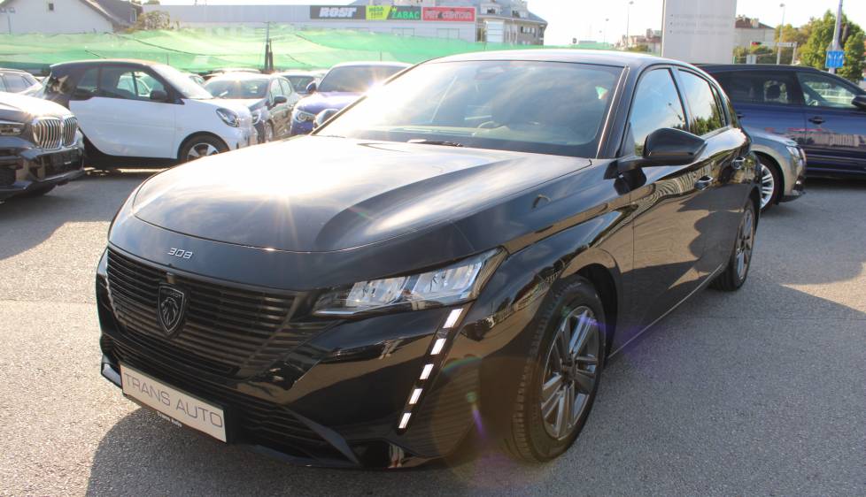 Peugeot 308 1.2 Puretech *NAVIGACIJA, LED*