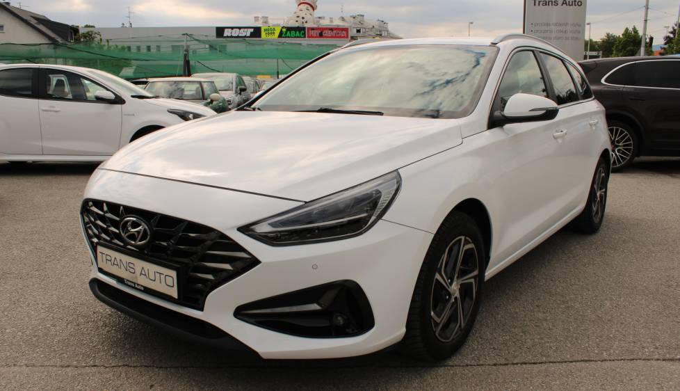 Hyundai I30 SW 1.6 CRDi *LED,NAVIGACIJA, KAMERA*