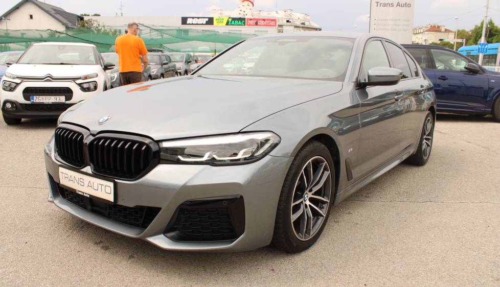 BMW serija 5 520d xDrive M-paket *LED, NAVIGACIJA, KAMERA*