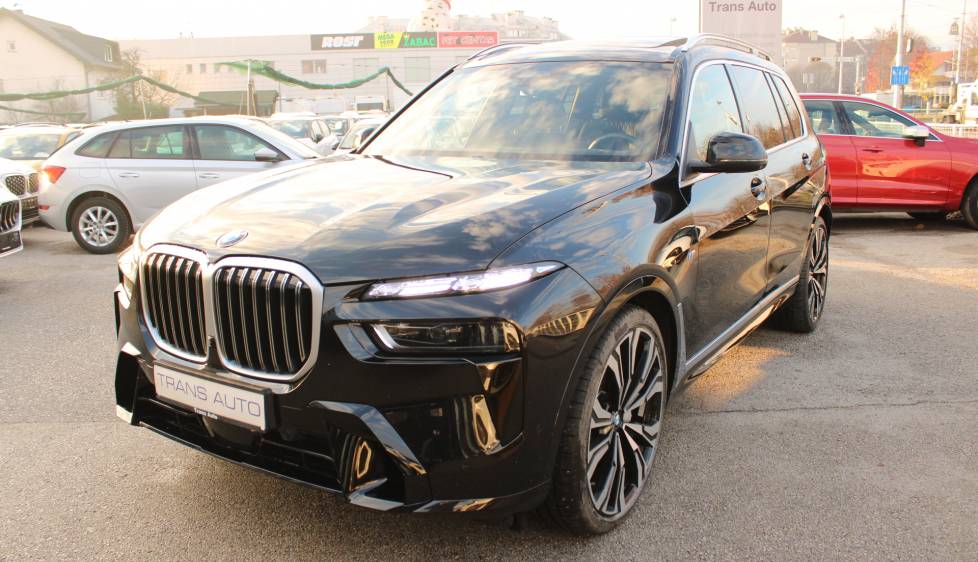 BMW X7 40d xDrive M-paket 7 sjedala *ZRAČNI OVJES, PANORAMA, HEAD-UP*