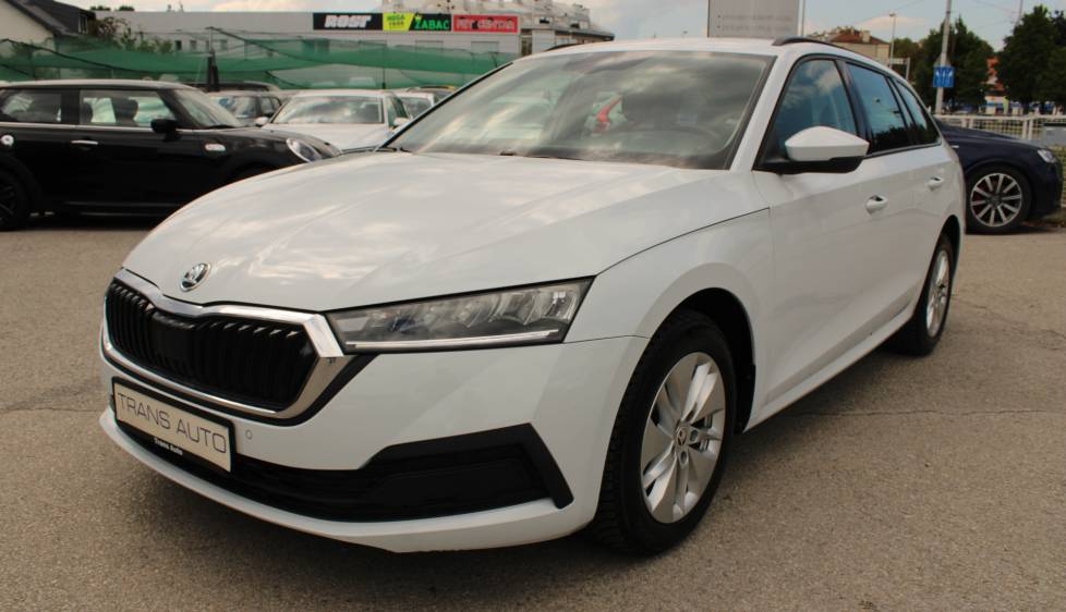 Škoda Octavia Combi 2.0 TDi DSG *LED, NAVIGACIJA, KAMERA*