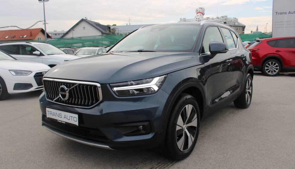 Volvo XC40 T5 Plug-in Hybrid AUTOMATIK *LED, NAVIGACIJA, KAMERA*
