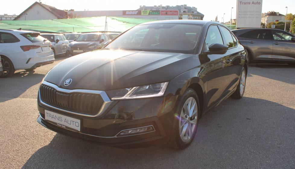 Škoda Octavia 2.0 TDi DSG Style *LED, KAMERA* - nije uvoz