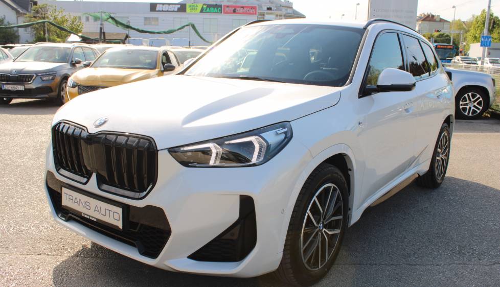 BMW X1 20d xDrive AUTOMATIK M-paket *LED, NAVIGACIJA, KAMERA*
