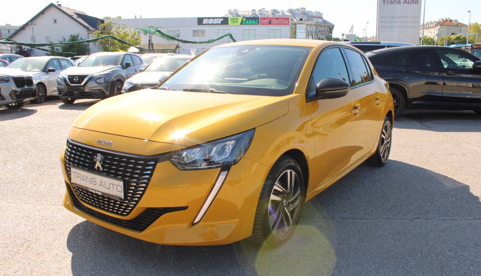 Peugeot 208 1.2 AUTOMATIK Allure *LED, NAVIGACIJA, KAMERA*