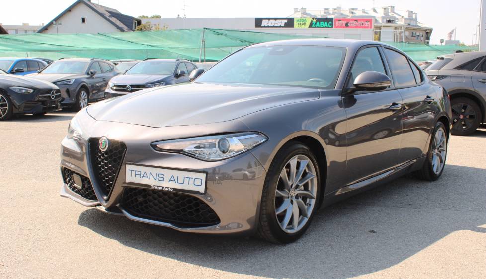 Alfa Romeo Giulia 2.2 Mjt 190KS AUTOMATIK *LED,NAVIGACIJA,KAMERA*