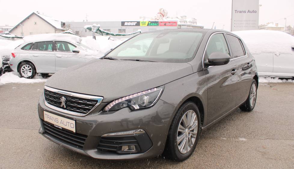 Peugeot 308 1.2 Puretech *NAVIGACIJA*