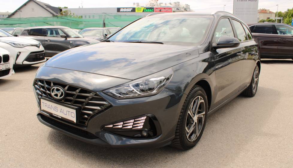 Hyundai I30 SW 1.6 CRDi AUTOMATIK *NAVIGACIJA, KAMERA*