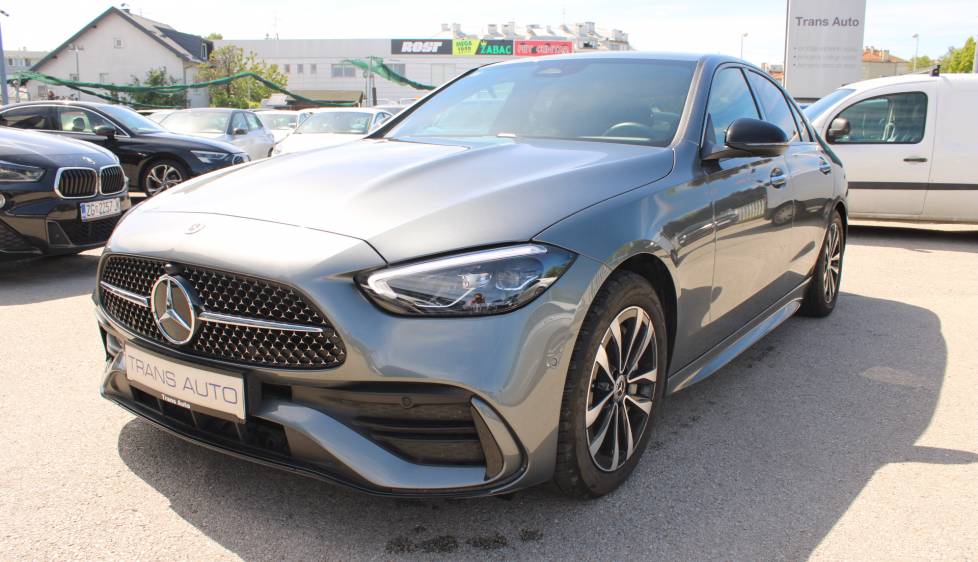 Mercedes-Benz klasa C C220d AUTOMATIK *LED,NAVIGACIJA,KAMERA*