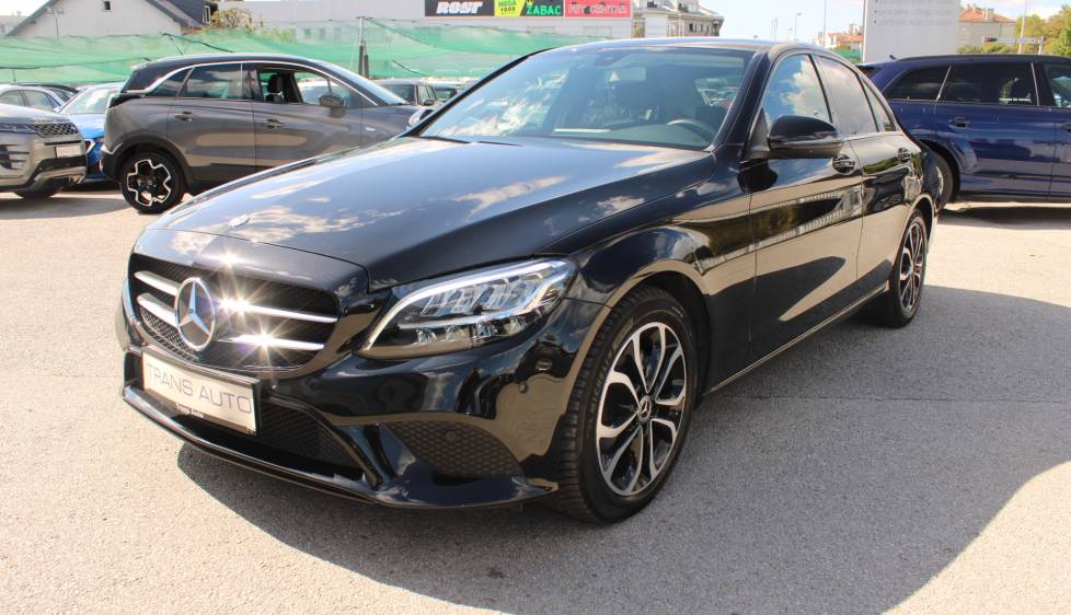 Mercedes-Benz klasa C 180d AUTOMATIK *LED, NAVIGACIJA, KAMERA*