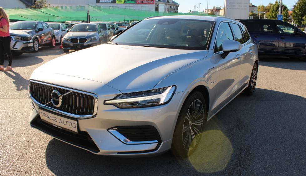 Volvo V60 T6 AWD Recharge Inscription *LED, NAVIGACIJA, KAMERA*
