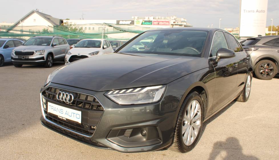 Audi A4 35 TFSi S-Tronic S-Line