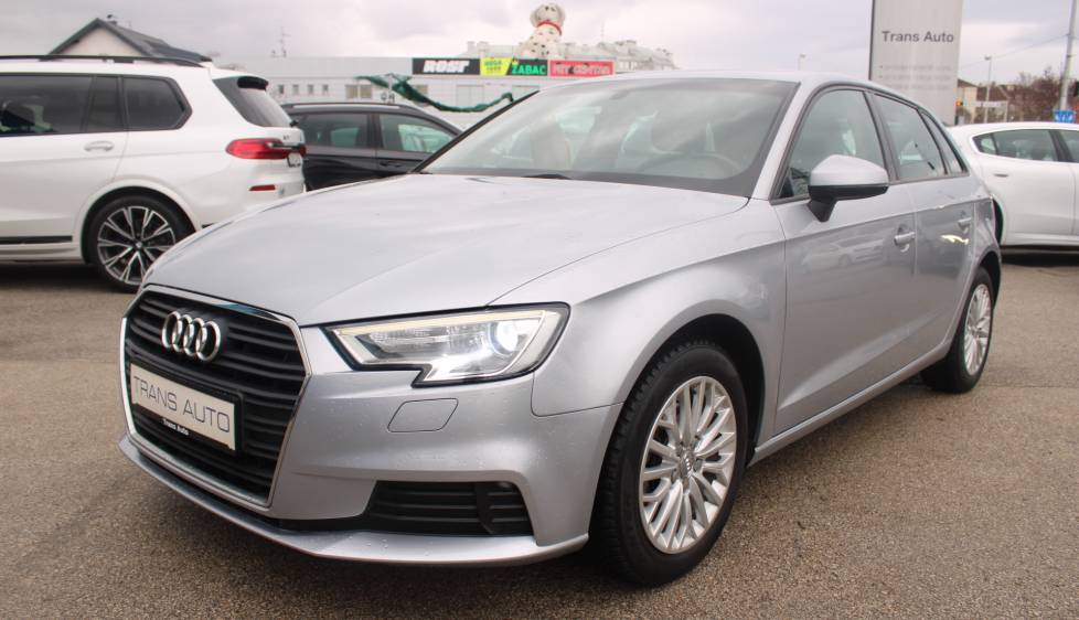 Audi A3 Sportback 1.6 TDi *NAVIGACIJA*