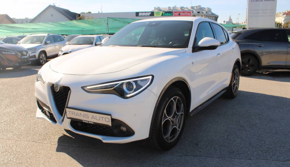 Alfa Romeo Stelvio 2.2 Ti Q4 210ks AUTOMATIK *LED, NAVIGACIJA, KAMERA*