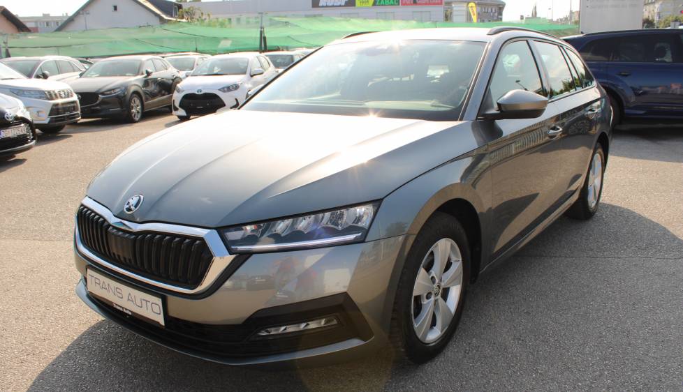 Škoda Octavia Combi 2.0 TDi DSG *LED, NAVIGACIJA*