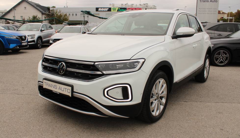 VW T-Roc 2.0 TDi DSG Style *LED, NAVIGACIJA*