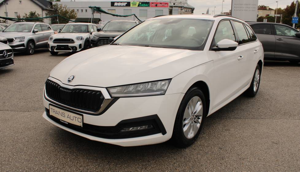 Škoda Octavia Combi 2.0 TDi *LED, NAVIGACIJA*