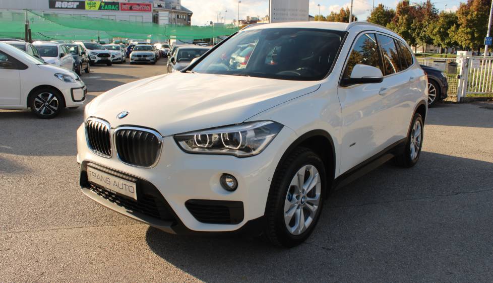 BMW X1 16d *NAVIGACIJA*