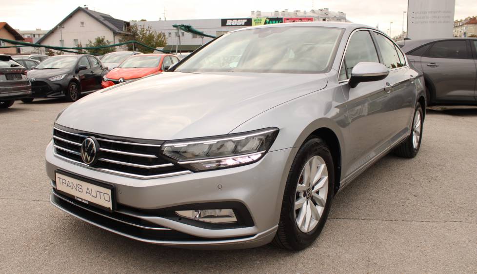 VW Passat 1.5 TSi Business *LED, NAVIGACIJA, KAMERA* -nije uvoz