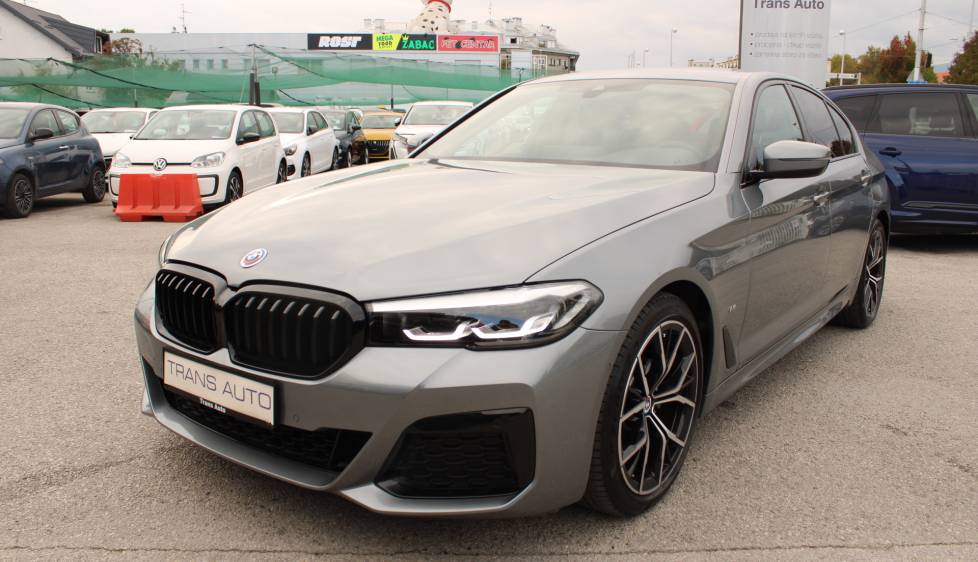 BMW serija 5 520d AUTOMATIK M-paket *LED, NAVIGACIJA, KAMERA*
