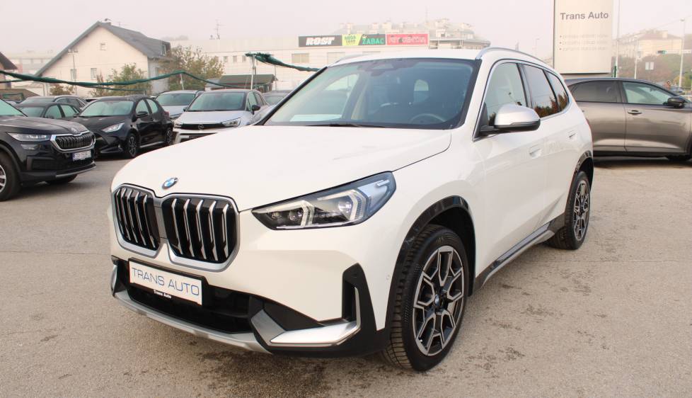 BMW X1 xDrive 23d AUTOMATIK *LED, NAVIGACIJA, KAMERA*