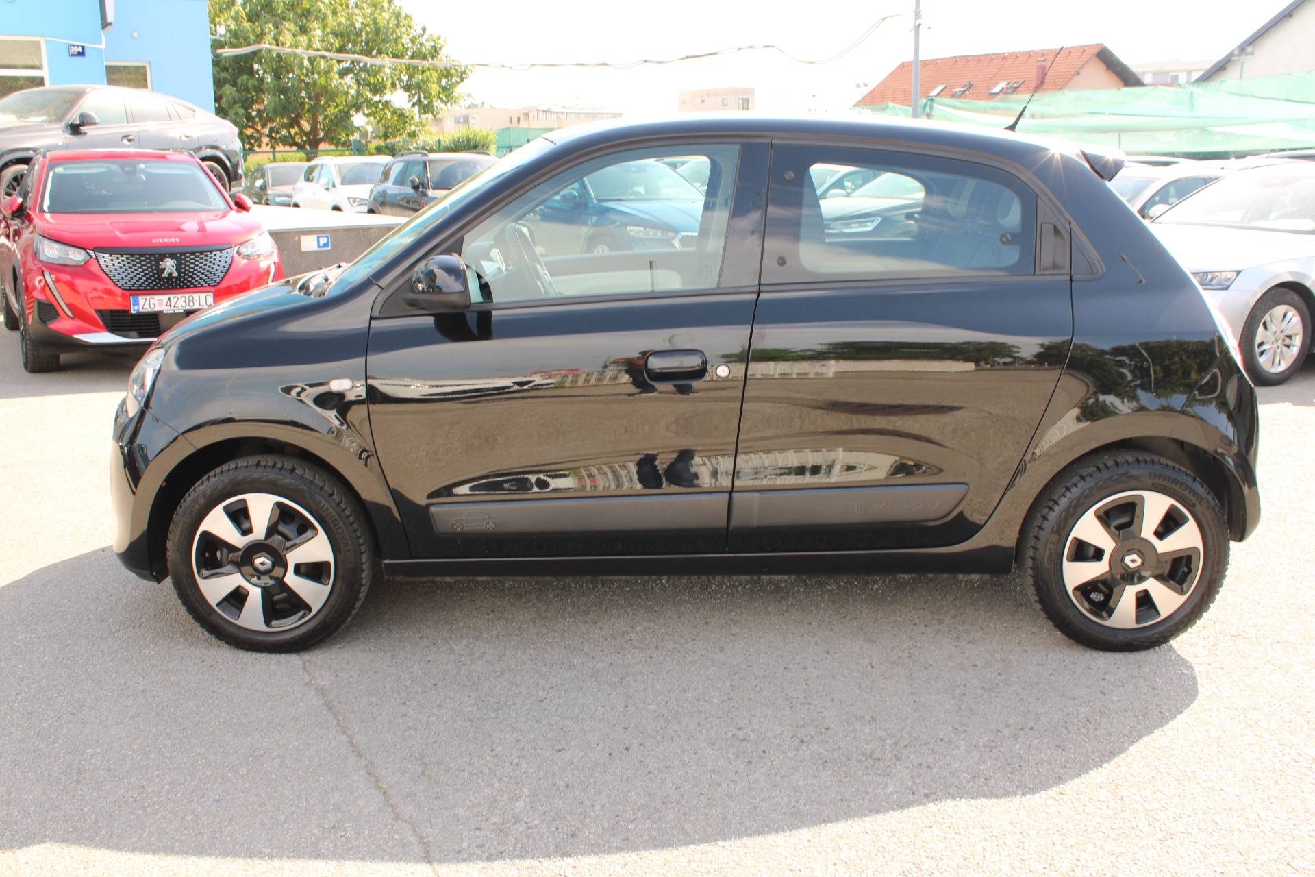 Renault Twingo 1.0 SCe 2015, fotografija 8