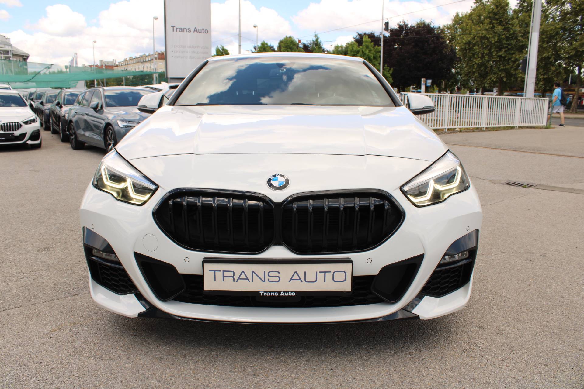 BMW serija 2 Gran Coupe 218i AUTOMATIK M-paket 2023, fotografija 2