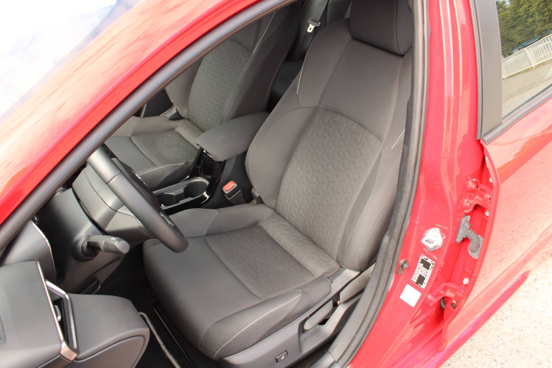 Toyota Corolla Wagon 2021, fotografija 11
