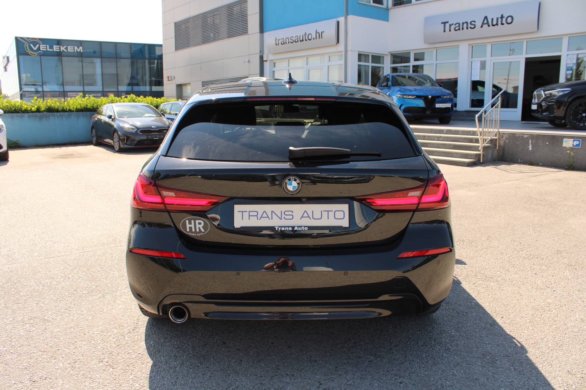 BMW Serija 1 118i Sport Automatik 2023, fotografija 6