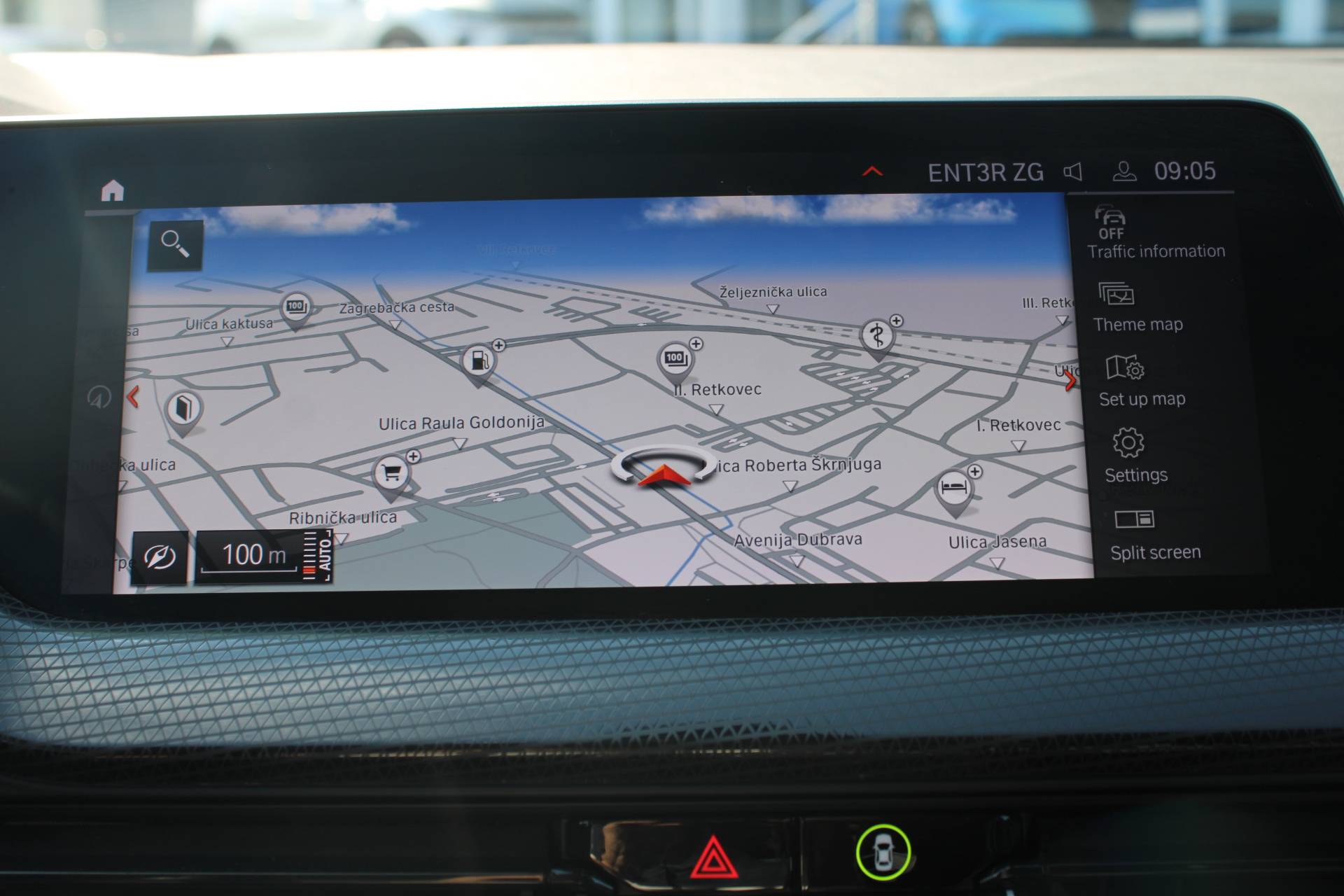 BMW Serija 1 118i Sport Automatik 2023, fotografija 17